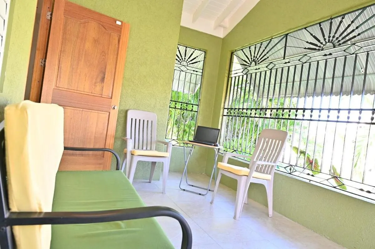 3 Bedroom Beachfront Property In Draxhall Saint Ann's Bay Jamaica