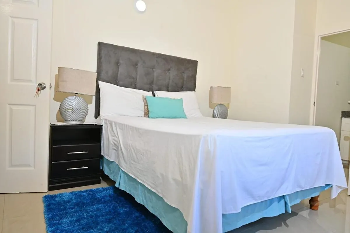 3 Bedroom Beachfront Property In Draxhall Saint Ann's Bay 0*,